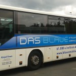 Jonas Druck Fahrzeugbeschriftung eines Busses.